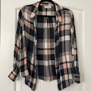 Pink/blue/white plaid long sleeve, size L